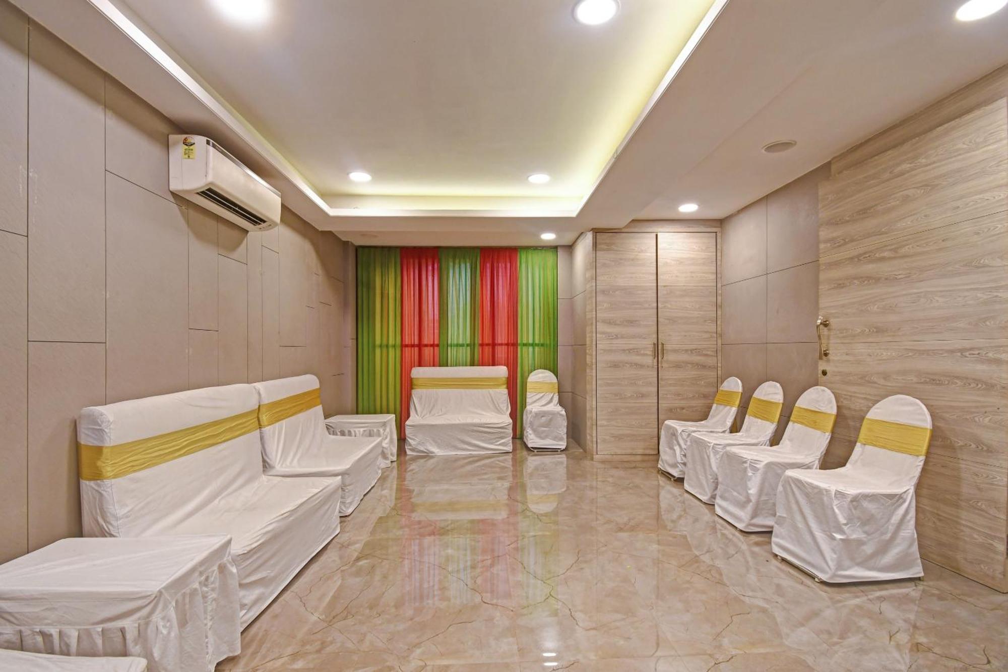 Super Townhouse Hotel All In One Near City Centre Salt Lake Salt Lake City Exterior foto
